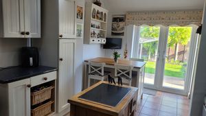 Kitchen- click for photo gallery